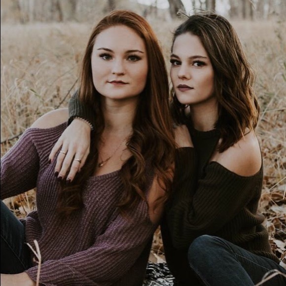 Meet your Posher, Sara and Hailey - Picture 2 of 2